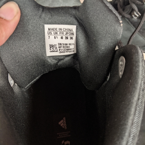 Adidas high top hiking boots - Picture 4 of 4